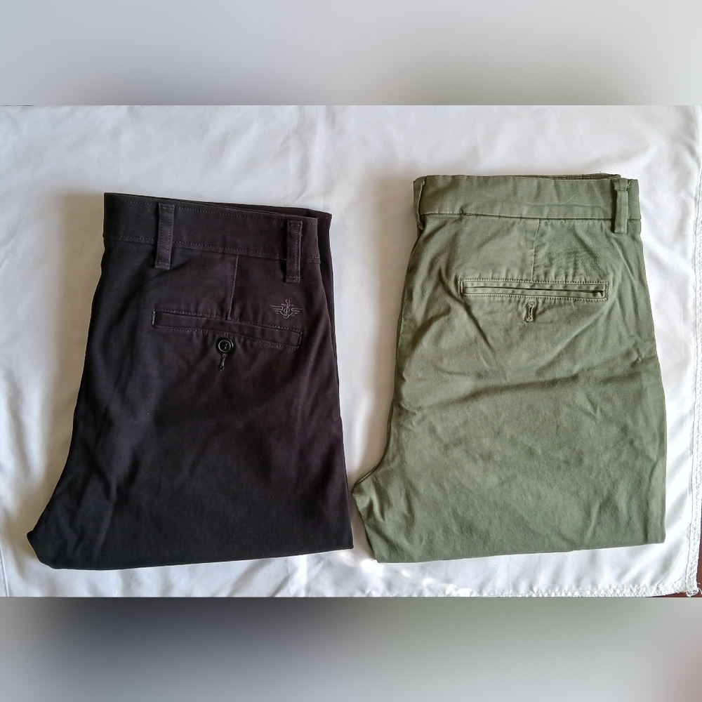 Assorted Chino Pants Dockers & Vineyard Vines 32×30 Slim-fit Lot of 2